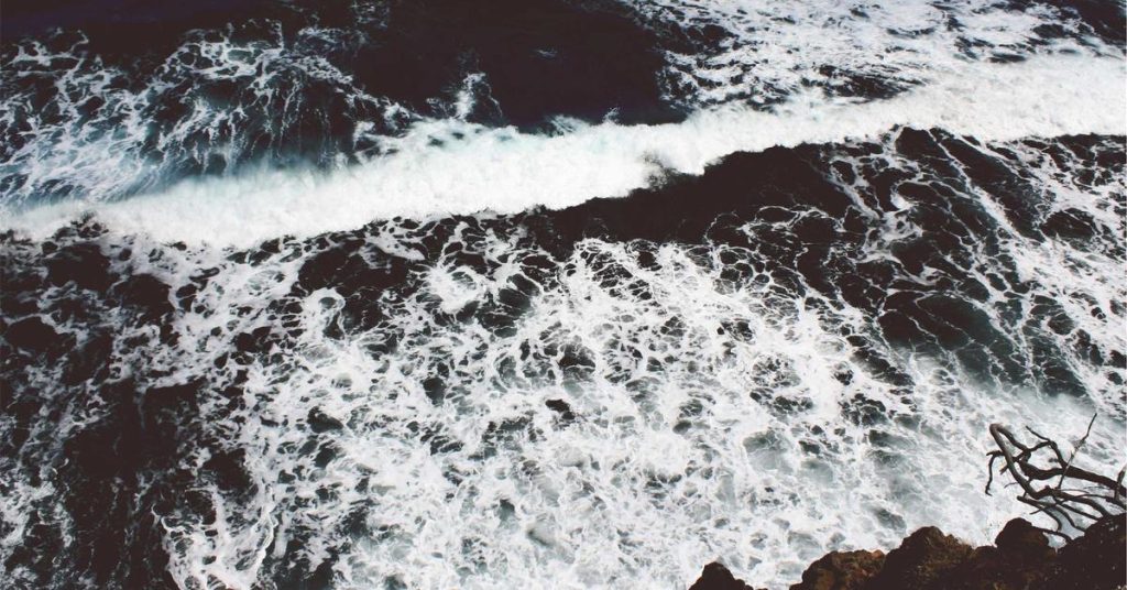 现代农田的智慧之雨：高效喷灌系统的应用与选择指南