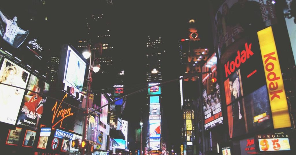 精准滋养：现代滴灌技术如何重塑农业与生态