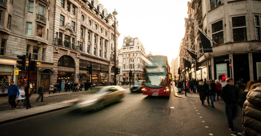 精準潤物細無聲：現代農業與資源管理的智慧之泉